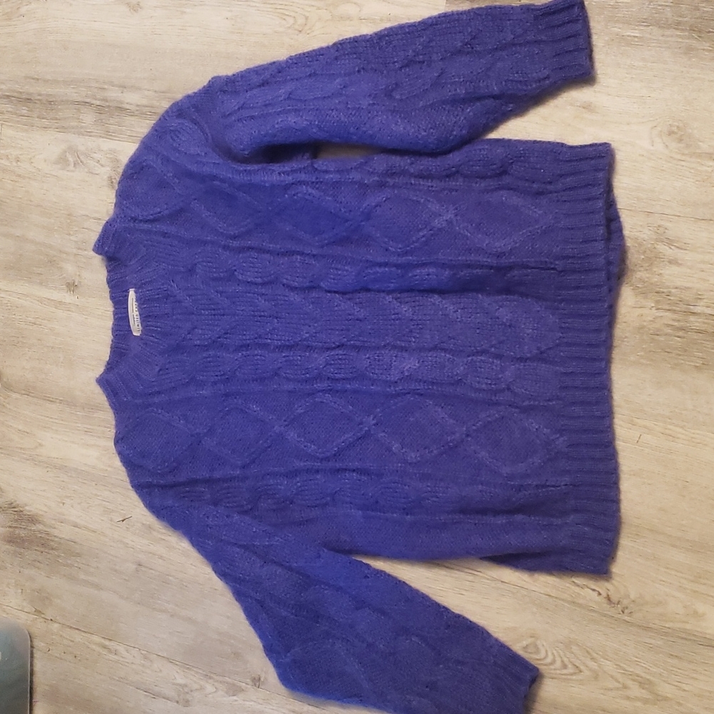 Beautiful purplish sweater